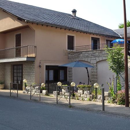 Bed and Breakfast Au Pont De La Gineze Barjac  Екстер'єр фото