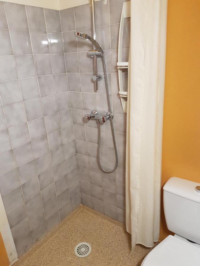 Bed and Breakfast Au Pont De La Gineze Barjac  Екстер'єр фото