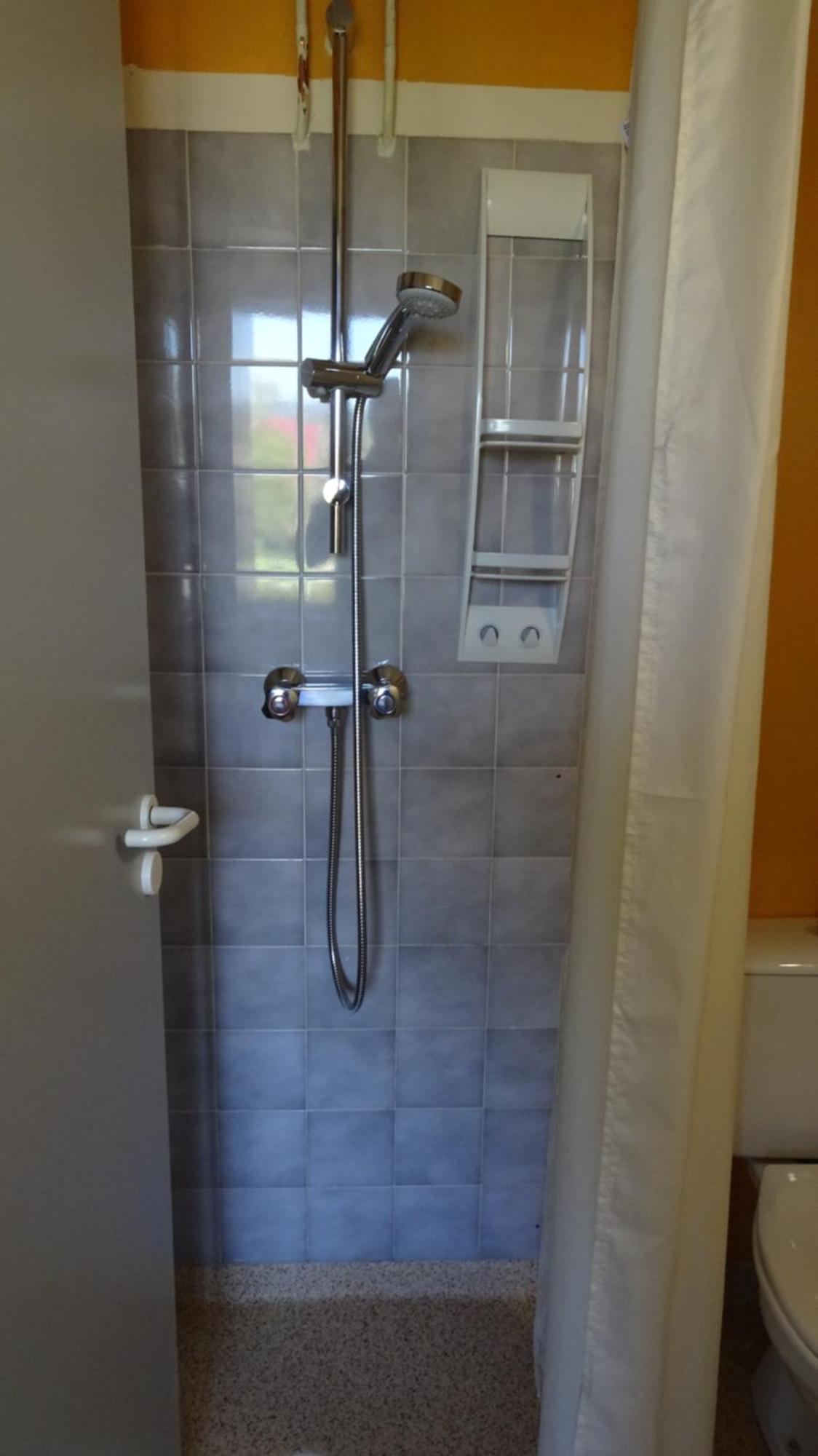 Bed and Breakfast Au Pont De La Gineze Barjac  Екстер'єр фото