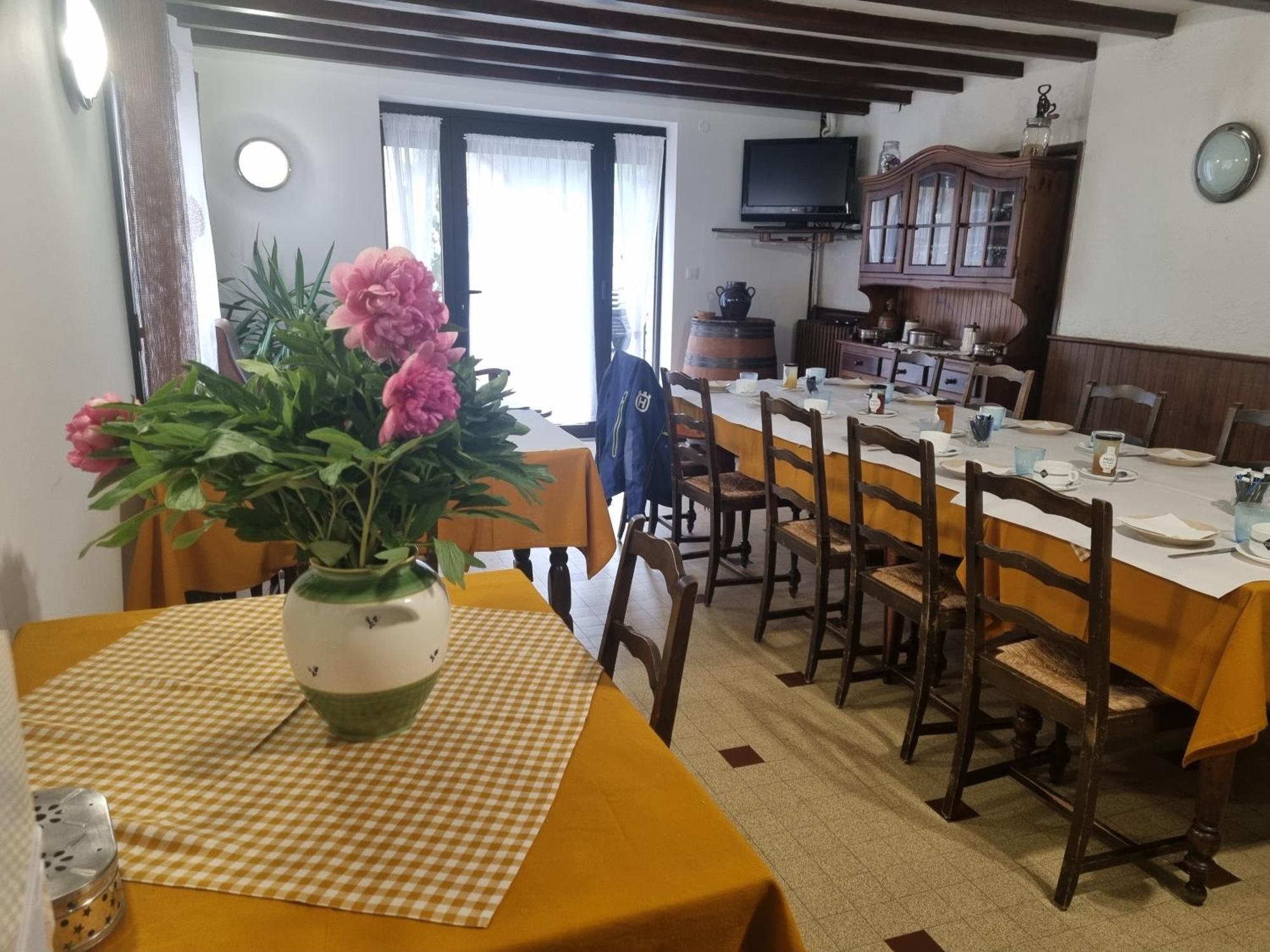 Bed and Breakfast Au Pont De La Gineze Barjac  Екстер'єр фото